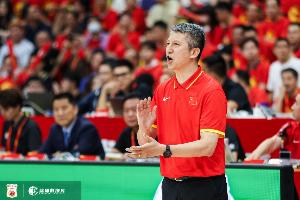 媒体人晒中国男篮VS黎巴嫩票价:分七档 最贵1880元 最便宜180元